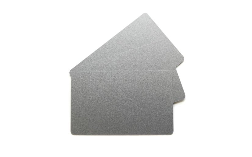 Plastové karty PVC 0.76 mm stříbrné (100 ks)